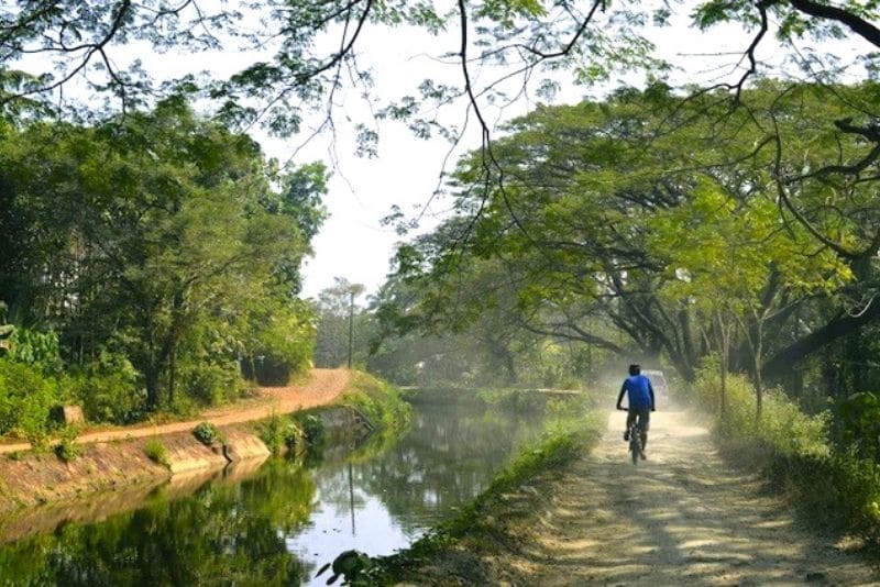 Adventure trips in India - cycling the Canal Route
